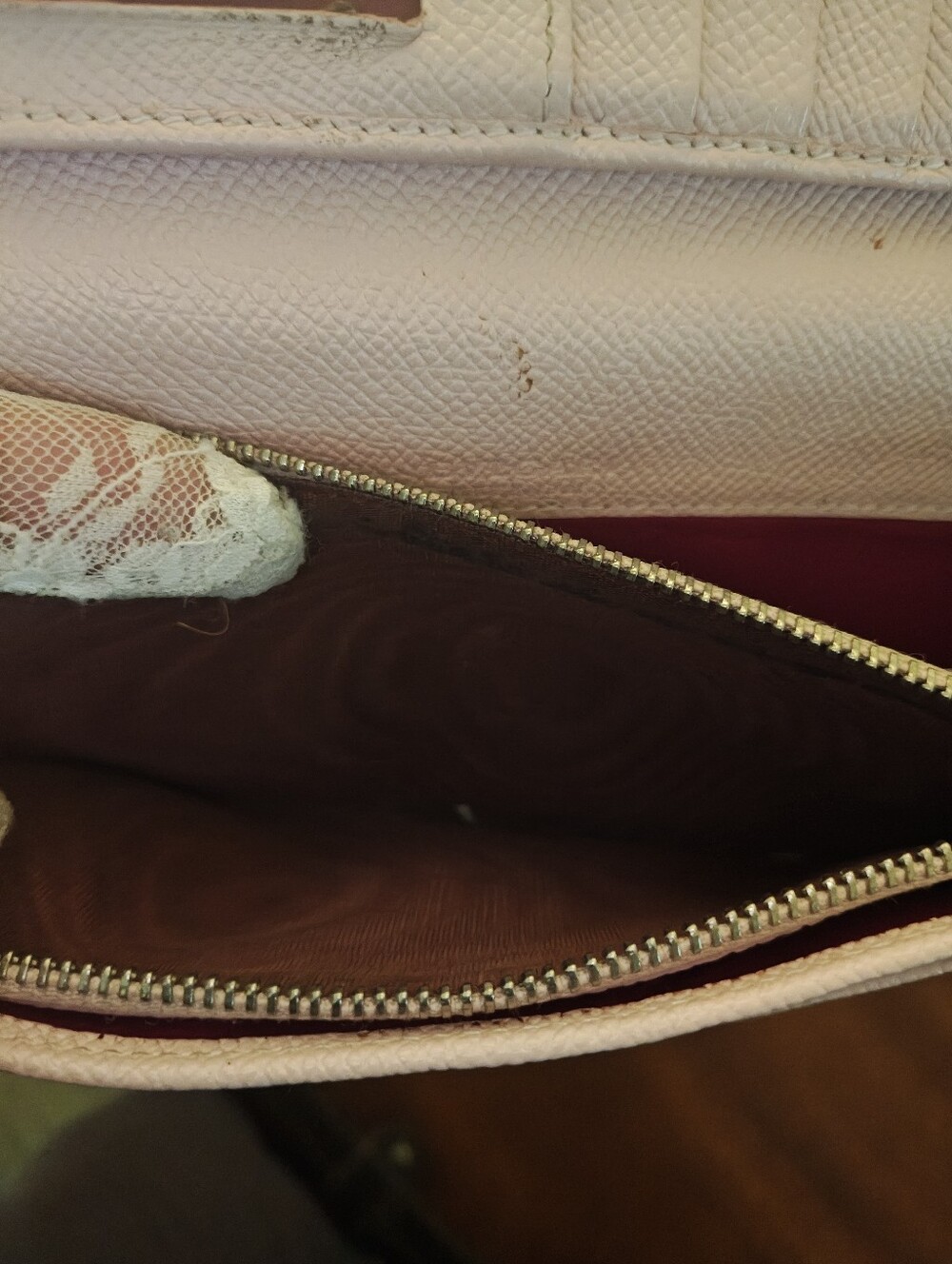 Bvlgari Pale Pink Leather Continental Wallet with Signature Circle Logo - Picture 15 of 16